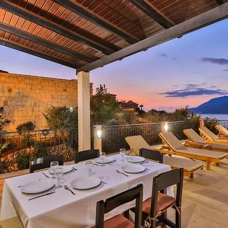 Villa Basil *