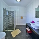 Villa Basil